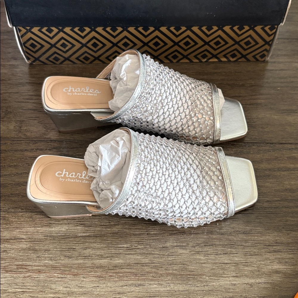 NIB [Charles by Charles David] Noolie Rhinestone Mesh Wedge Sandals Women’s 5 - Picture 4 of 13